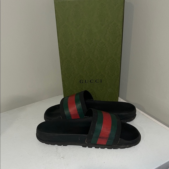 Gucci Men's Black, Red, and Green Slide Sandals - Picture 2 of 12